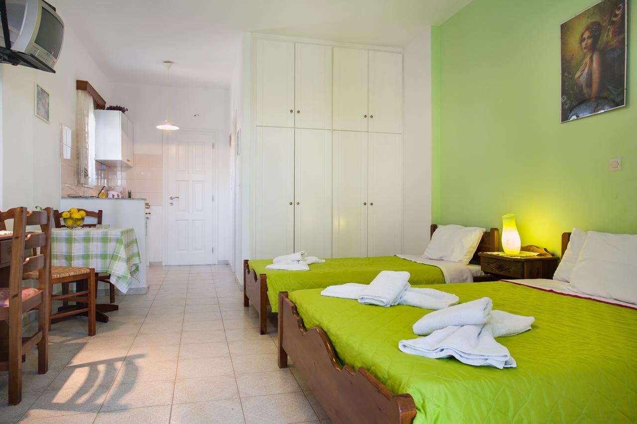 Betty Apartments Дриос Экстерьер фото