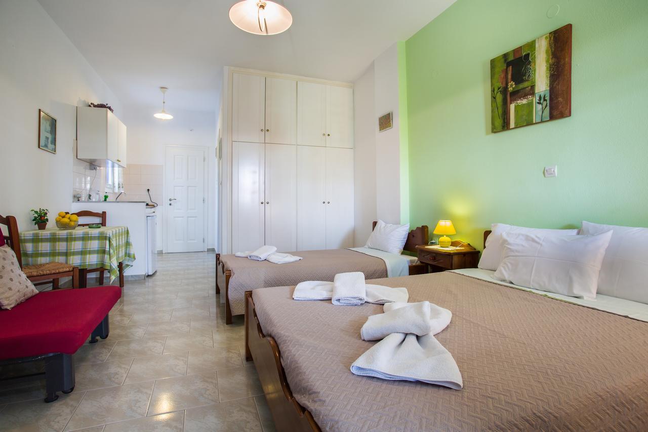 Betty Apartments Дриос Экстерьер фото